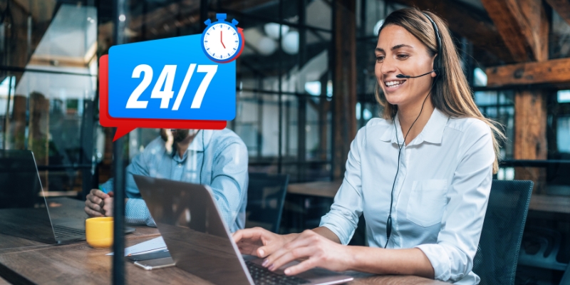 Hệ thống hỗ trợ khách hàng 24/7